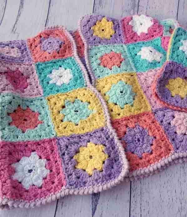 Granny square toddler cardy - Image 3
